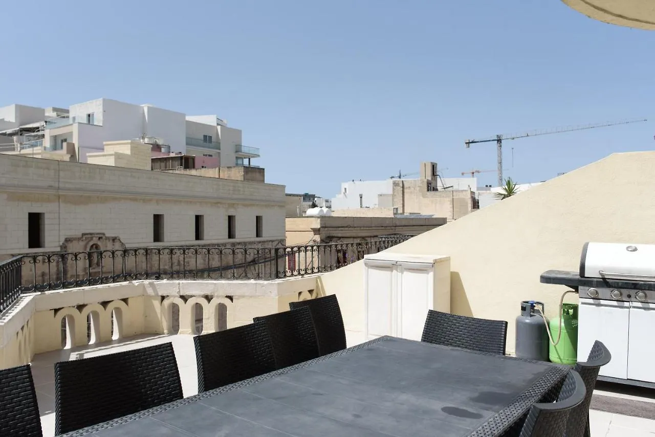 Apartment Stunning 4 Bedroom Apart. Near Balluta Bay Sliema Malta