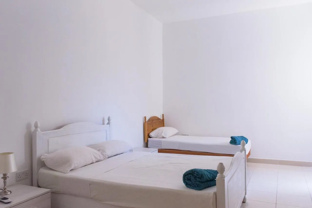Apartment Stunning 4 Bedroom Apart. Near Balluta Bay Sliema Malta