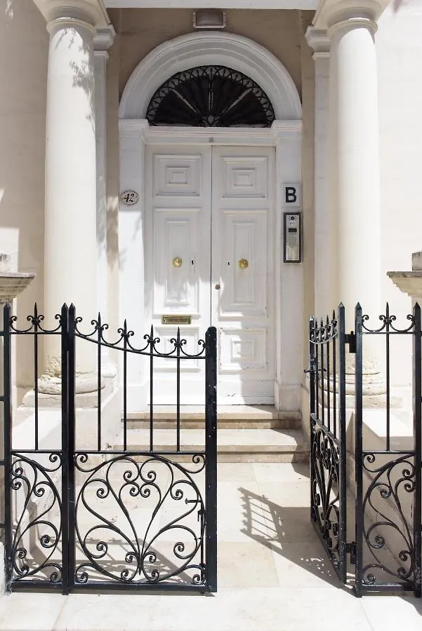 Stunning 4 Bedroom Apart. Near Balluta Bay Sliema 0*,  Malta