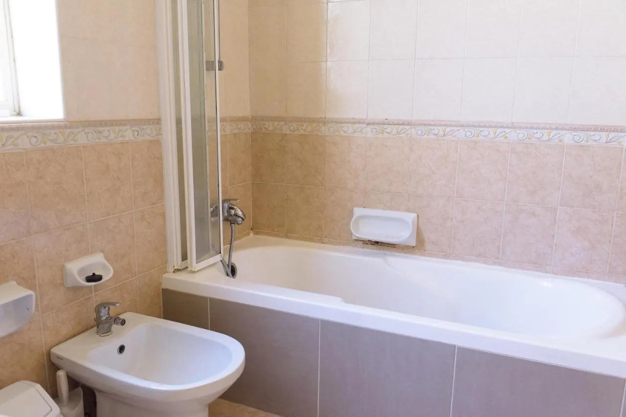 Stunning 4 Bedroom Apart. Near Balluta Bay Sliema