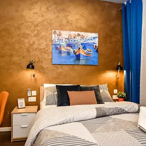 Cosy Albert's Seaside Sliema