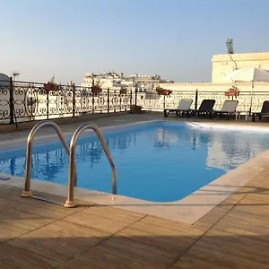 The Windsor Отель